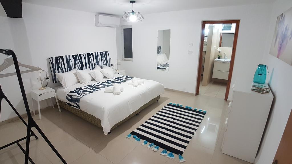 Hili Apartments Tiberias Exteriör bild